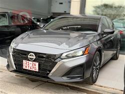 نيسان ألتيما